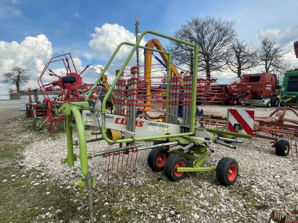 Andaineur Claas LINER 430 S © Ets Bousquié