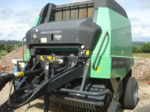 Presse à balles rondes Deutz-Fahr VARIMASTER 560 ROTOCUT