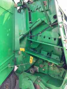 Presse à balles rondes John Deere 582