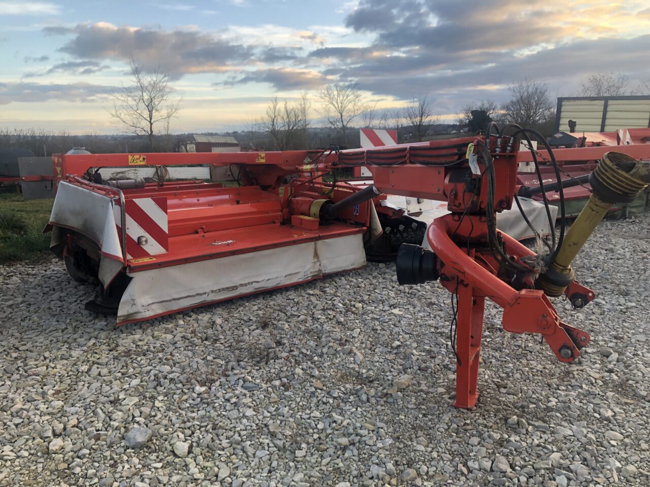 Faucheuse conditionneuse Kuhn FC 250 G © Ets Bousquié