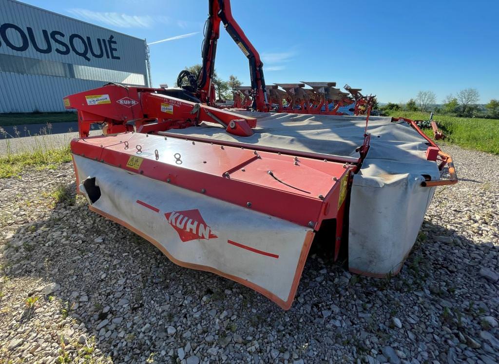 Faucheuse conditionneuse Kuhn FC 283 GII © Ets Bousquié