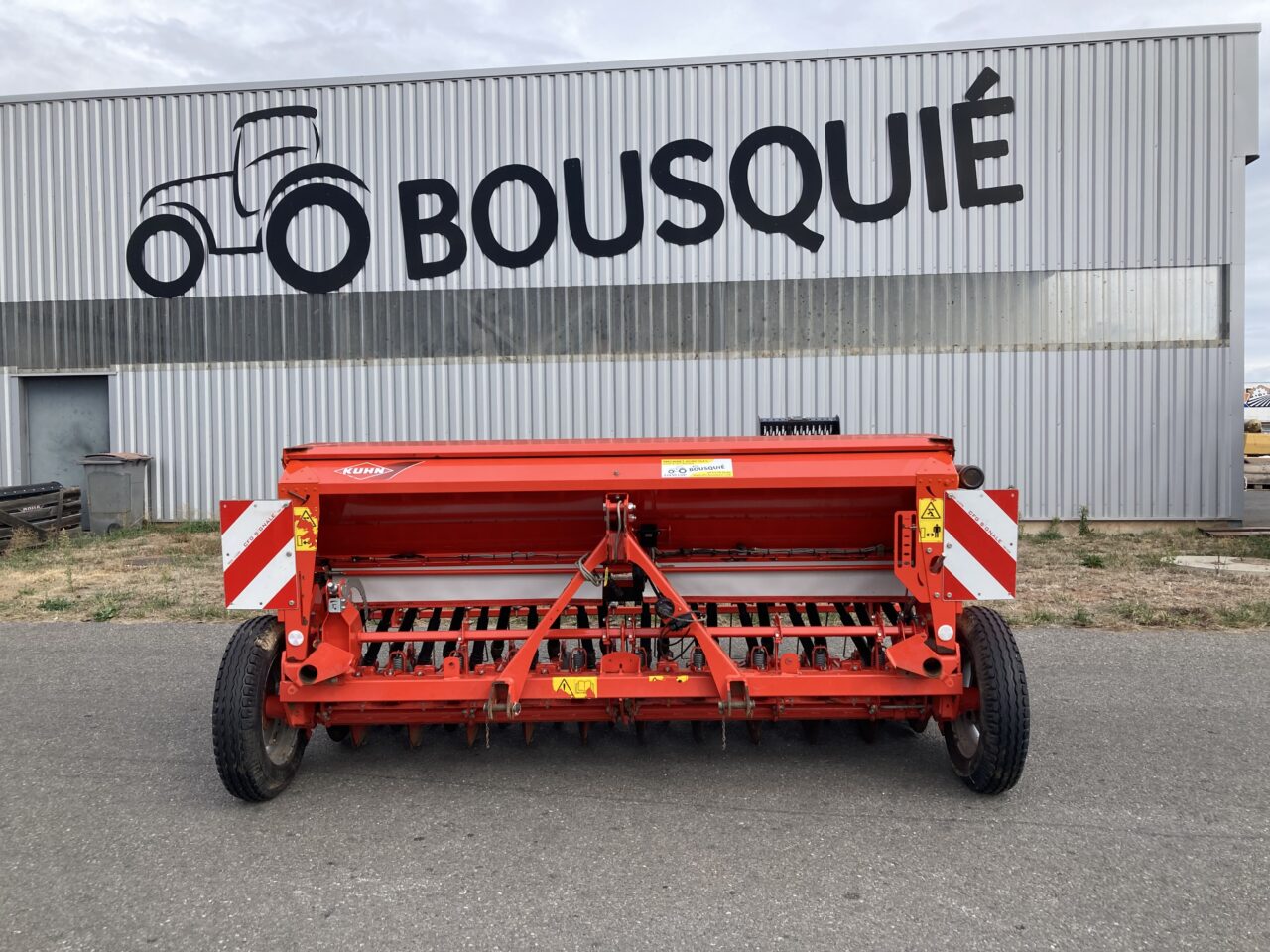 Semoir en ligne Kuhn PREMIA 300 © Ets Bousquié