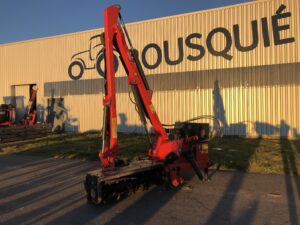 Epareuse Kuhn T4734M